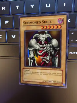 YuGiOh! Summoned Skull (RP01-EN024) 2024 Reprint- Super Rare (NM/M) - Image 2