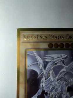 Yu-Gi-Oh! Blue-Eyes White Dragon 1st Edition Gold Rare MVP1-ENG55 - Image 3
