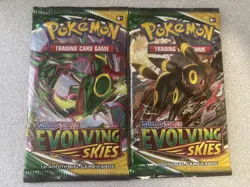 Pokemon TCG Sword & Shield Evolving Skies Booster Pack (2 Count) - Image 1