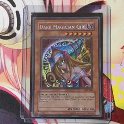 Yu-Gi-Oh! Dark Magician Girl MFC-000 MD crease on foil right side - Image 1