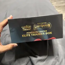 Pokemon Sword & Shield Lost Origin Pokemon Center ETB New Factory Sealed - Image 4