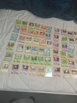 Pokemon Lot Of 300+ NO HOLOS !! HEAVY PLAYED, READ DESCRIPTION, See Pics!! - Image 1