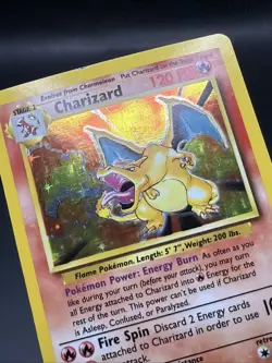 Charizard 4/102 Base Set Holo WoTc Pokemon - Image 4
