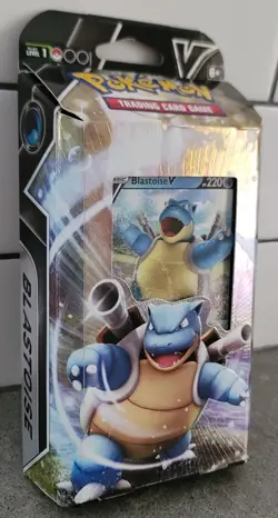 Pokemon TCG: Sword & Shield Blastoise V Battle Deck - NEW - SEALED - Image 4