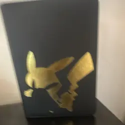 Ultra PRO Pokemon TCG 9-Pocket Binder Black/Gold Pikachu Standard Size - Image 1