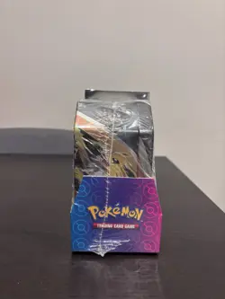 Pokemon Evolving Skies Elite Trainer Box & Jolteon Tin Booster 2-Pack English - Image 3