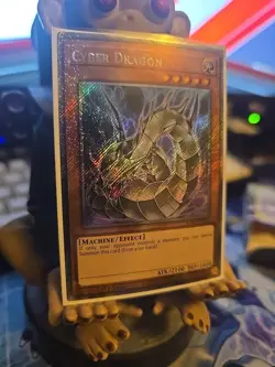 Yugioh! Cyber Dragon - RA03-EN155 - Platinum Secret Rare - 1st Edition Near Mint - Image 1
