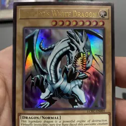 Blue-Eyes White Dragon LCKC-EN001 (Version 1) Unlimited NM! +Bonus FREE SHIPPING - Image 3