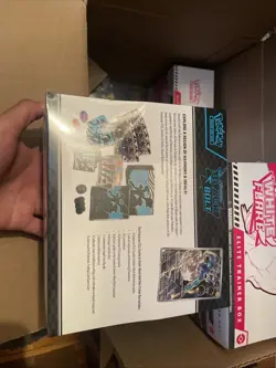 Pokemon TCG Scarlet and Violet Black Bolt ETB Elite Trainer Box Sealed - Image 3