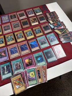 Big Yugioh Collection Lot! Vintage And Modern. Lots of Holos - Image 3