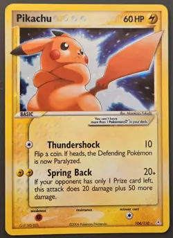 Pikachu Gold Star 104/110 Holon Phantoms Holographic LP Pokemon Card Rare - Image 1