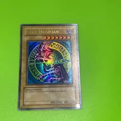 Yugioh Dark Magician Sdy Full Holo Bleed Lp - Image 2