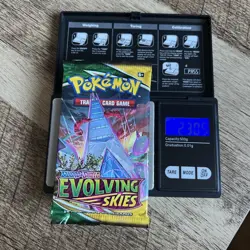 Pokemon TCG: Sword & Shield - Evolving Skies Very Heavy 23.05gBooster Pack 820650808777 - Image 1