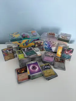 Pokemon ETBs - OPENED - includes over 520 cards with holos, exs and accessories - Image 1