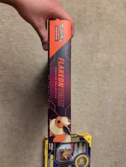 Pokemon Flareon VMAX Premium Collection Box - Image 5