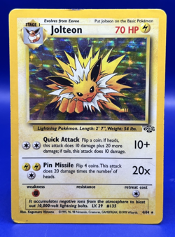1999 Pokemon Card Jolteon Jungle 4/64 Holo Unlimited Holo Rare HP - Image 1