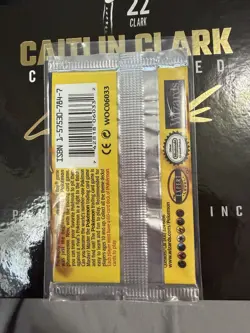 1999 Pokemon Base Set Unlimited Booster Pack Charizard art unweighed - Image 4