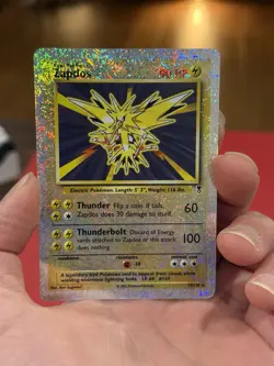 Pokemon Zapdos 19/110 Legendary Collection Reverse Holo Holo Rare English 90HP - Image 1