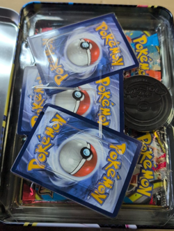Pokemon TCG: Collector Chest – Mega Gardevoir & Mega Lucario - Image 2