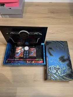 Mega Charizard X ex UPC Open Box w/ No Packs & No Promos - Pokemon - Mega (ENG) - Image 1