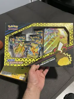 Caja Pokemon Coleccion Especial Pikachu VMax de Cenit Supremo, Crown Zenith SPA - Image 2