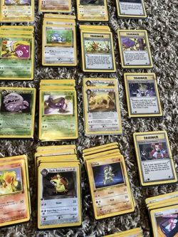 1st Edition Team Rocket lot. 165 cards in total - Image 5