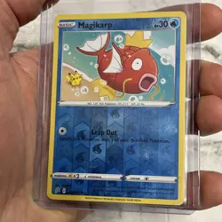 Flying Magikarp 039/192 Reverse Holo Pikachu on the Beach Art Pokemon Card LP - Image 2