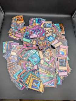 JOB LOT of OVER 700x UNSORTED 'Yu-Gi-Oh! ' Trading Game Cards - Image 1