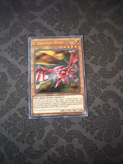 Y-Dragon Head LCKC-EN006 Legendary Collection Kaiba Unlimited - Image 1