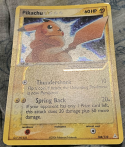 Pokemon Gold Star Pikachu Holon Phantoms 2006 Holo Card 104/110 Ungraded - Image 3