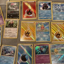 Blinder and Card Bundle Vintage 300+ Joblot Pokemon Cards Pokemon TCG 2013-17 - Image 4