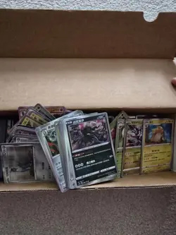 Pokemon TCG Bulk S-CHINESE Card Lot - 30 HOLO/ REVERSE HOLO Cards Only - Image 3