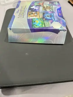 Disney Lorcana D100 Rise of the Floodborn Collector Edition Set - Image 4