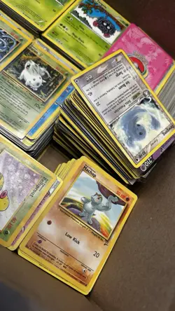 11 lbs of Pokemon Cards Bulk : Vintage & Holos - Image 1