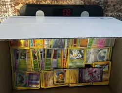 11 lbs of Pokemon Cards Bulk : Vintage & Holos - Image 5