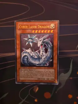 Yu-Gi-Oh 1st Edition Cyber Laser Dragon Ultimate Rare SOI-EN-007 Lightly Played - Image 1