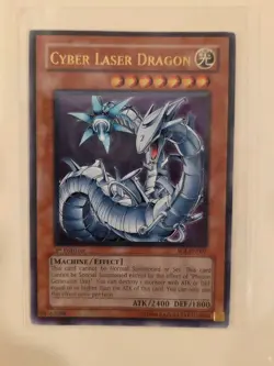 Yu-Gi-Oh 1st Edition Cyber Laser Dragon Ultimate Rare SOI-EN-007 Lightly Played - Image 2