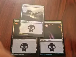 MTG ~ 3x Foil Swamp ~ Lands ~ DSK & DMU ~ Full Art - Image 2