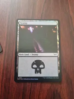 MTG ~ 3x Foil Swamp ~ Lands ~ DSK & DMU ~ Full Art - Image 3