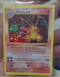 1st Edition Shadowless Charizard Base Set 4/102 Holo 1999 Pokemon - Image 2