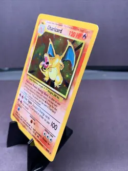 Pokemon TCG Charizard 4/102 Base Set 1999 Holo Rare WOTC VTG - Image 3