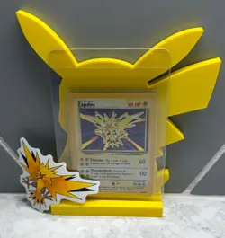 Holo Pokemon Card - Zapdos - Base Set 16/102 - Image 1