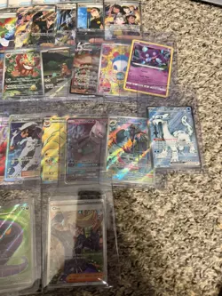 Pokemon TCG 31 Card Lot of Trainers, Full Arts, V's, Etc Various Sets Eng NM - Image 5