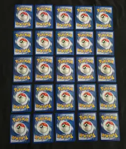 Pokemon Vintage Lot Of 25 Cards All Holographics WOTC - Image 2