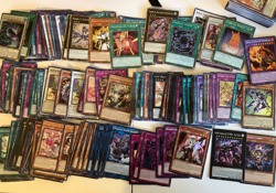 yugioh bulk lot 300 holos no dupes - Image 2