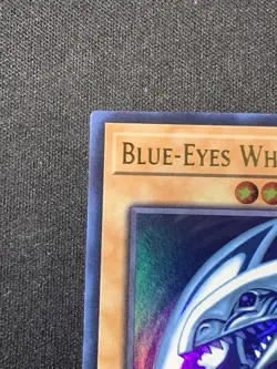RA05-EN085 Blue-Eyes White Dragon Variant Art Ultra Rare 1st Ed YuGiOh - Image 3