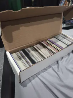Bulk Lot Of 25 Random Holo/Reverse pokemon Cards . - Image 2