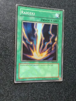 YuGiOh - Raigeki Legend of Blue Eyes White Dragon LOB-053 Unlimited Super Rare - Image 1