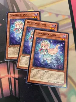 YUGIOH - GHOSTRICK DOLL X3 - COMMON - PRIO - 1ST/UNLIMITED - NM - Image 1