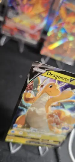 Pokemon Tcg Dragonite #SWSH235 Pokemon Promo - Image 3